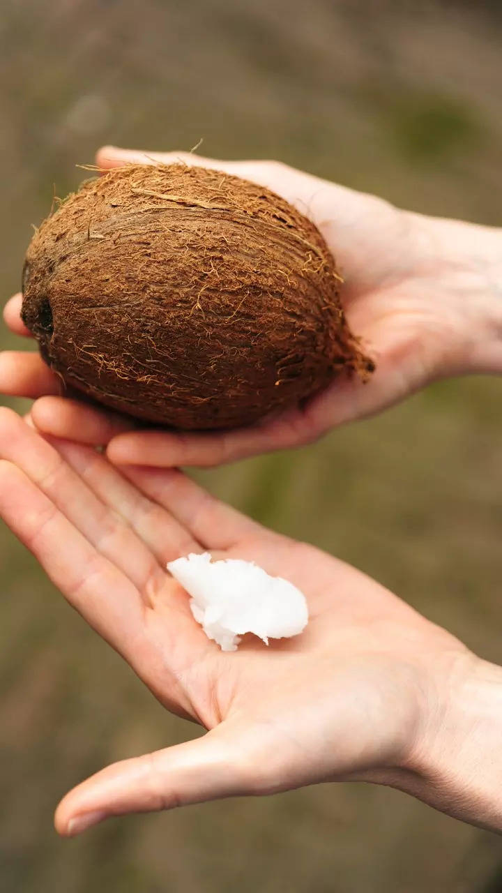 Coconut Oil Benefits: 10 Beauty Benefits Of Coconut Oil 
